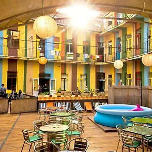 Hostal Casa De La Musica, Budapest